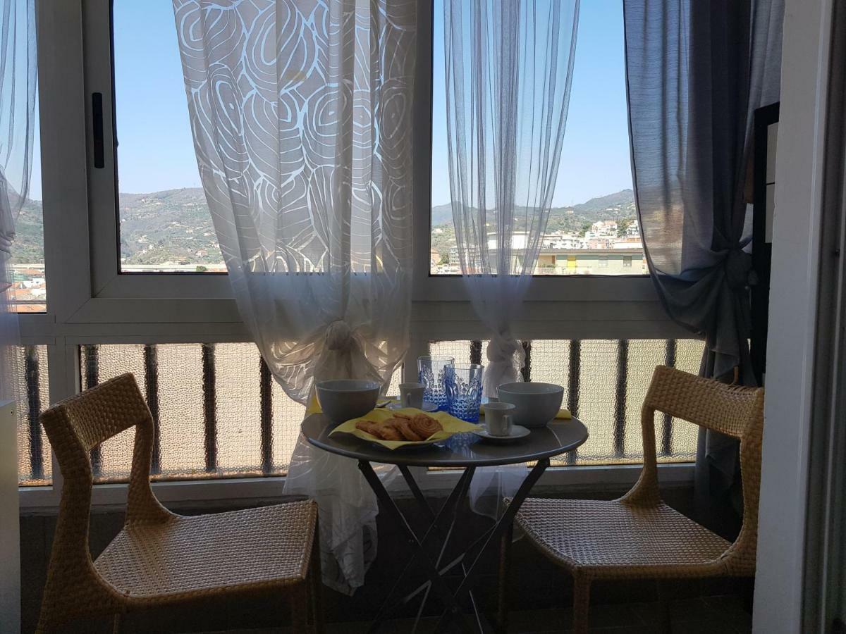 Romantica Fuga Con Vista Panoramica Sulla Citta Di Savona Daire Dış mekan fotoğraf